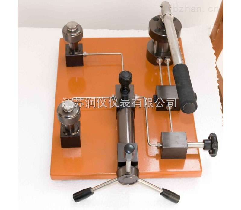 手動(dòng)壓力表校驗(yàn)臺(tái)